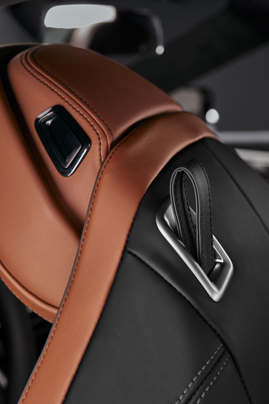 Детали интерьера BMW M850i xDrive (G15) 2018 года  (WW) (фото 69 из 88)
